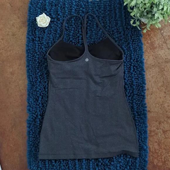 Lululemon Grey Workout Tank, Size 6 - Picture 3 of 5